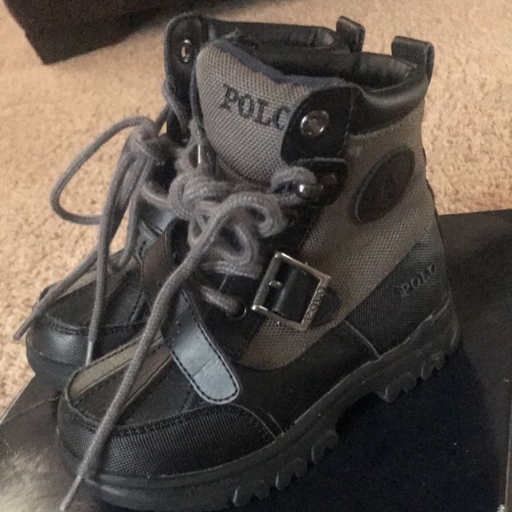 Ralph Lauren Toddler boys black and gray boots